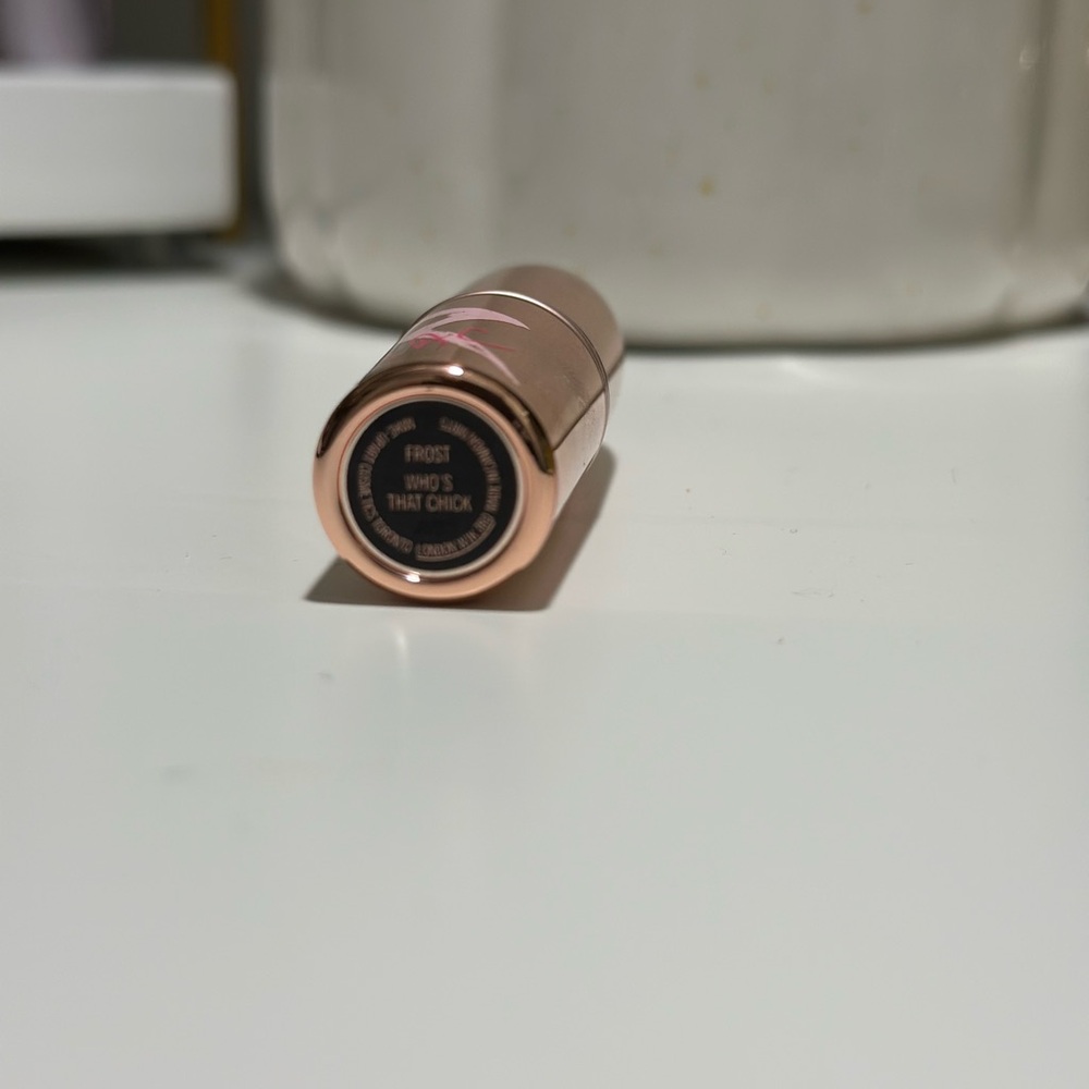 Riri Hearts MAC Collection Lipstick (Rare) - Picture 2 of 5
